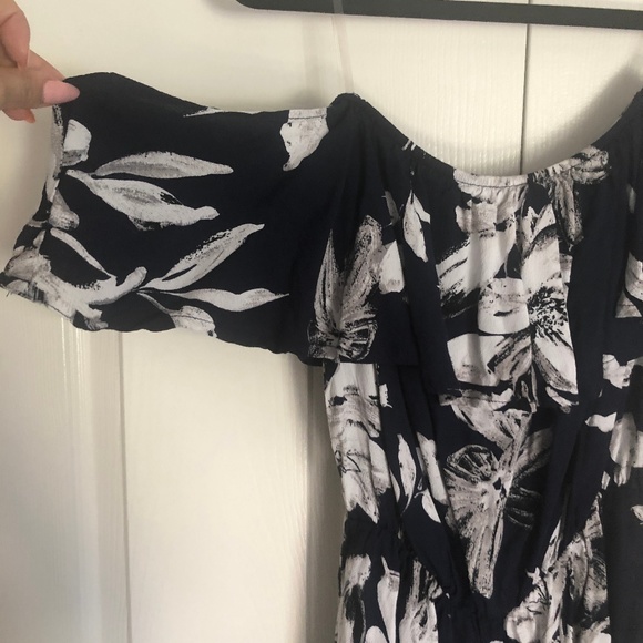 Angl Off the Shoulder Romper (Medium) - Picture 4 of 4